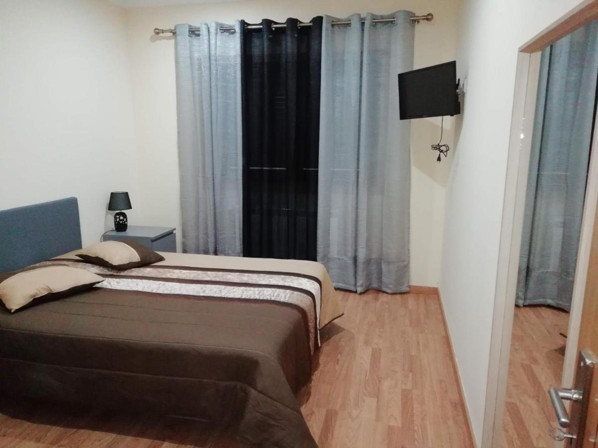Casa Da Fonte Em Prada, Vinhais Bagian luar foto