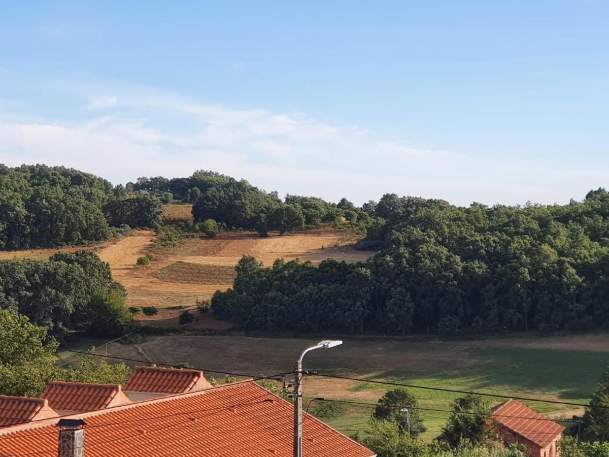 Casa Da Fonte Em Prada, Vinhais Bagian luar foto